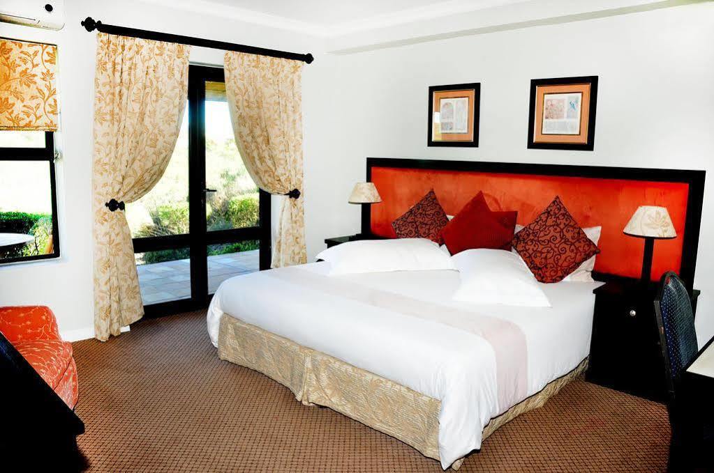 At Atlantic Country house *